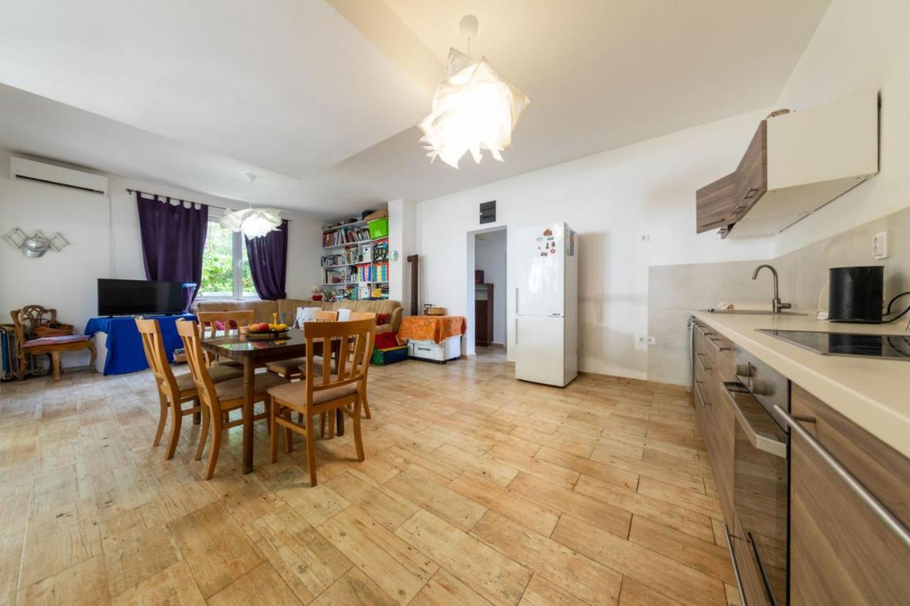Apartments Olivija Будва Екстер'єр фото